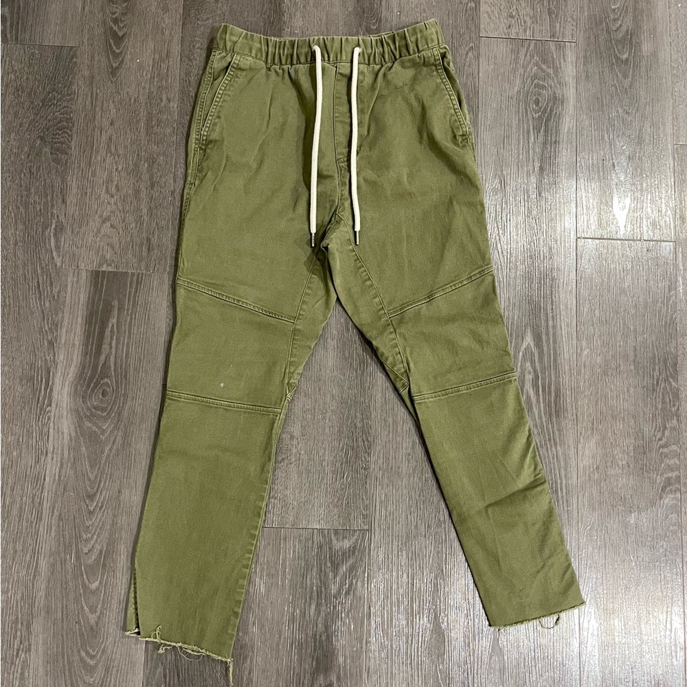 H&M Divided dark olive green cargo joggers